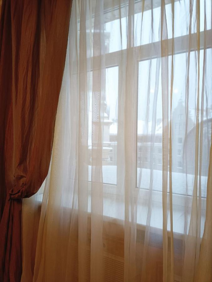 Old Town Retreat With Stunning Views 2 Bedroom Apartment Nearby The Church Of Saint Peter Rīga Exterior foto