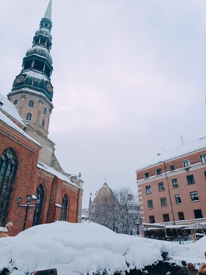 Old Town Retreat With Stunning Views 2 Bedroom Apartment Nearby The Church Of Saint Peter Rīga Exterior foto