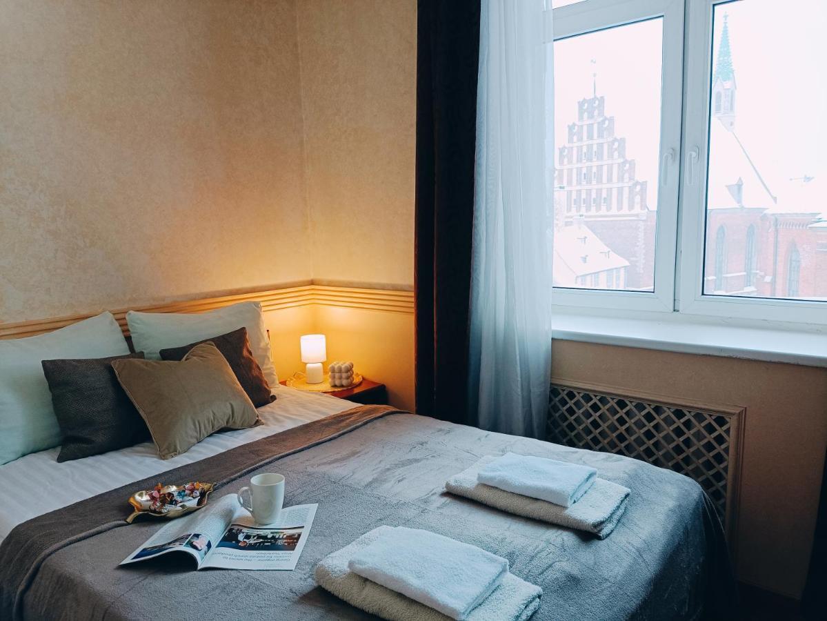 Old Town Retreat With Stunning Views 2 Bedroom Apartment Nearby The Church Of Saint Peter Rīga Exterior foto